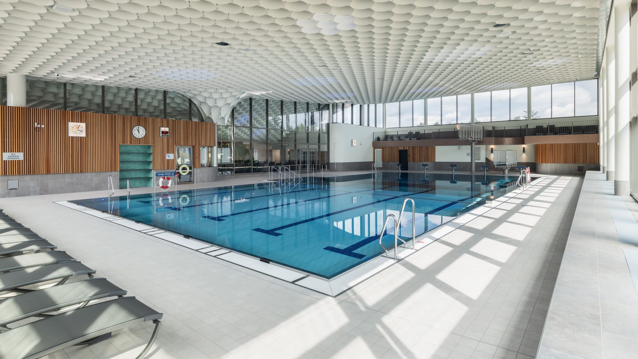 Piorama Schwimmbecken